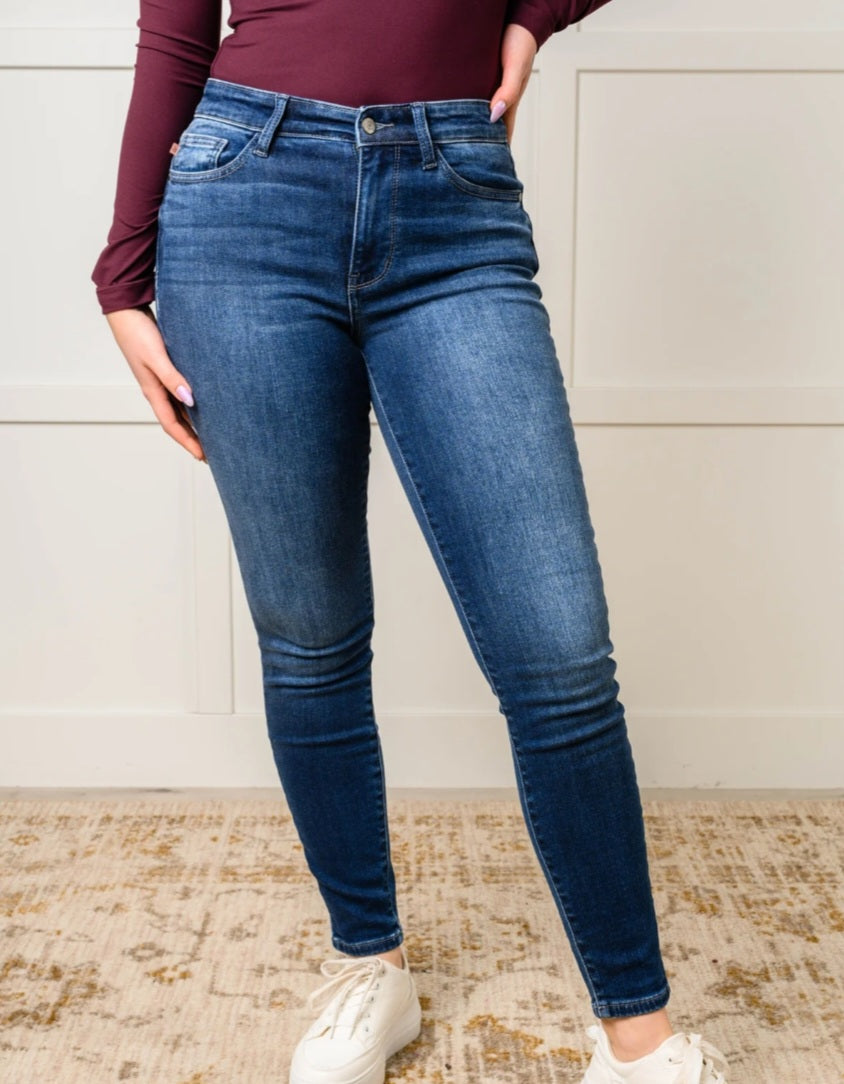 Judy Blue - Skylar Mid Rise Thermal