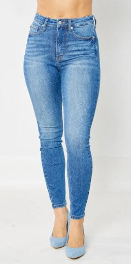 Judy Blue Evelyn High Rise Tummy Control Classic Skinny Denim