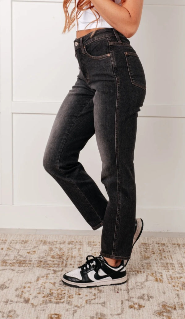 Judy Blue - Rita Mid Rise