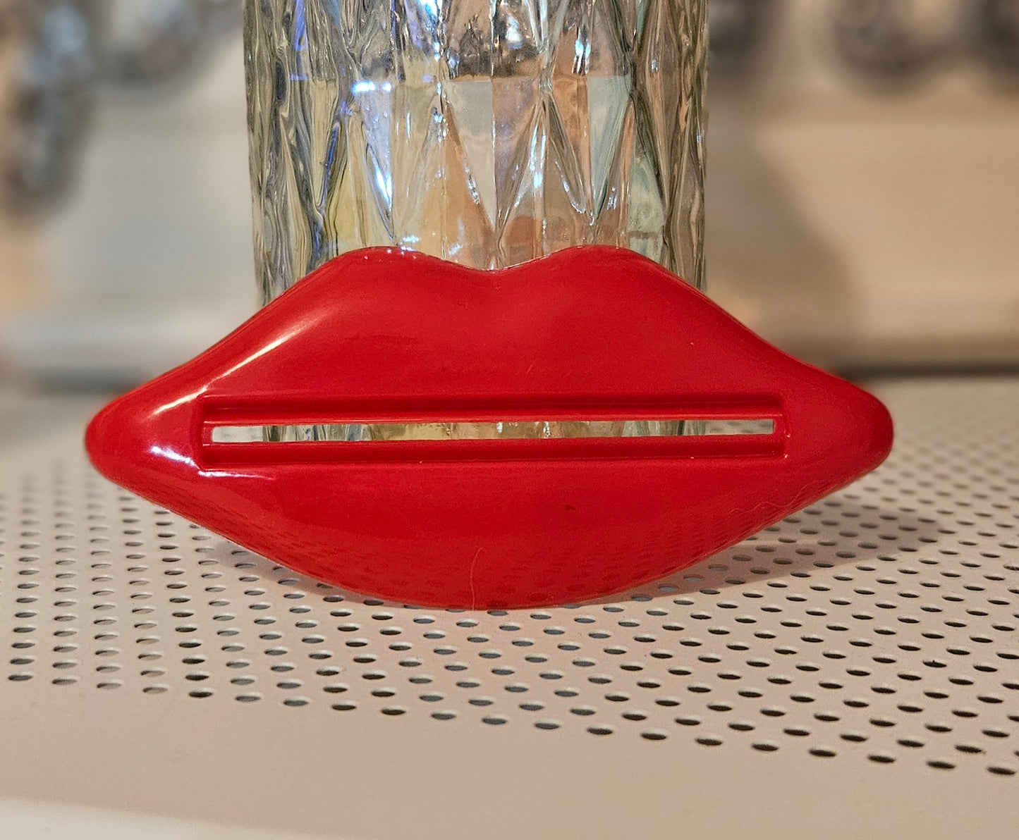 Toothpaste Squeezer