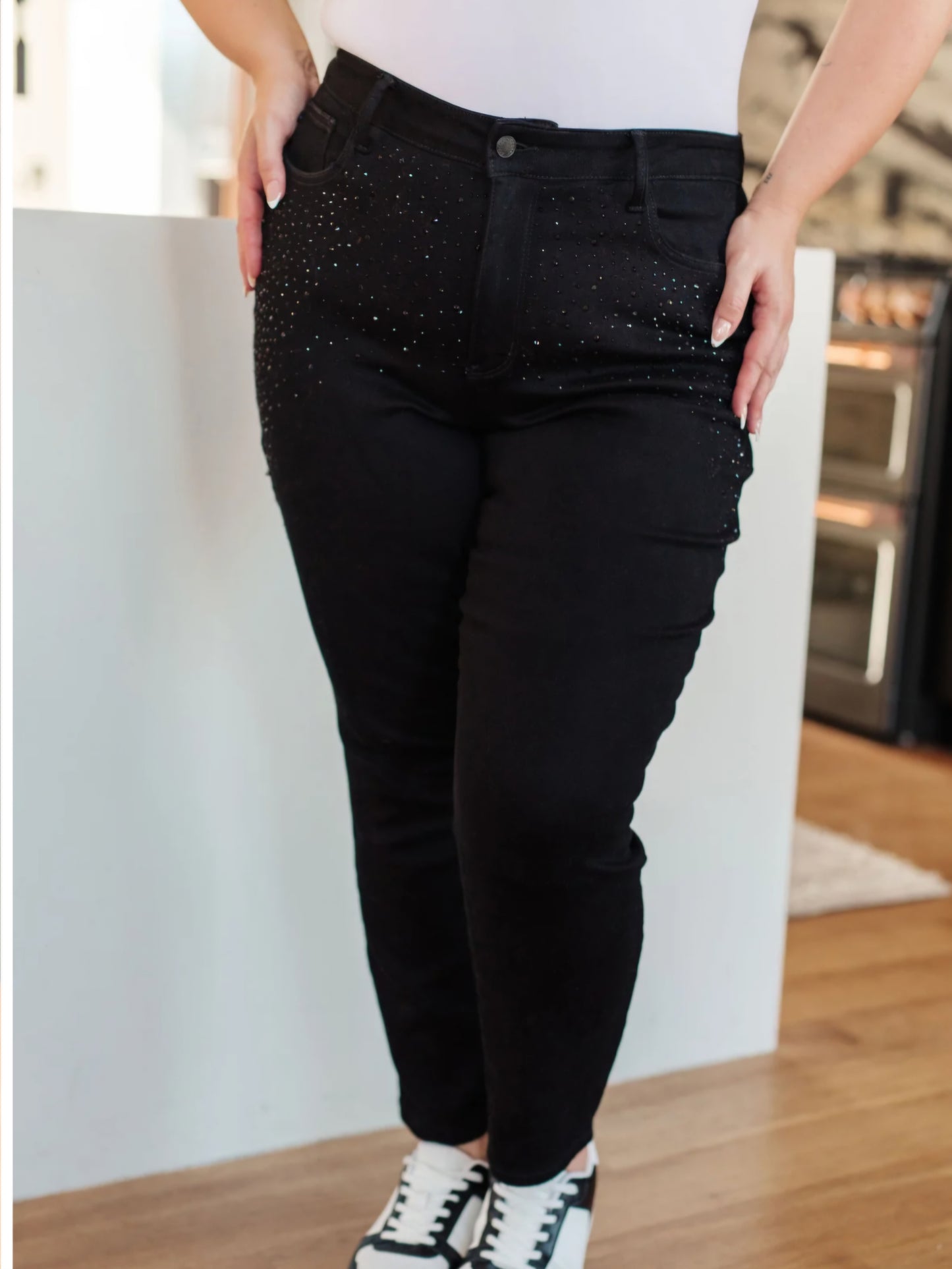 Judy Blue - Reese Rhinestone Slim Fit