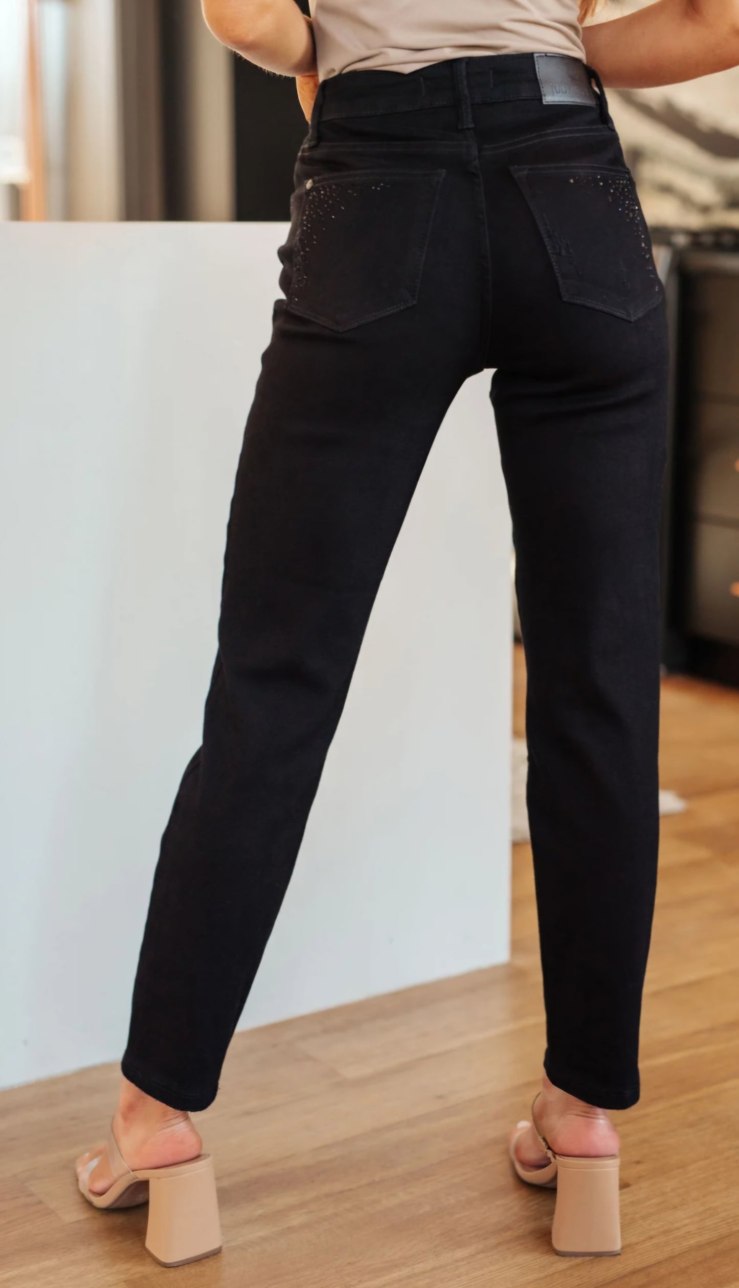 Judy Blue - Reese Rhinestone Slim Fit